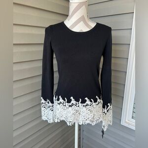 NWT- INC Winter Mariner White Crocheted Lace Hem Cuffs Stark Black Sweater Sz S